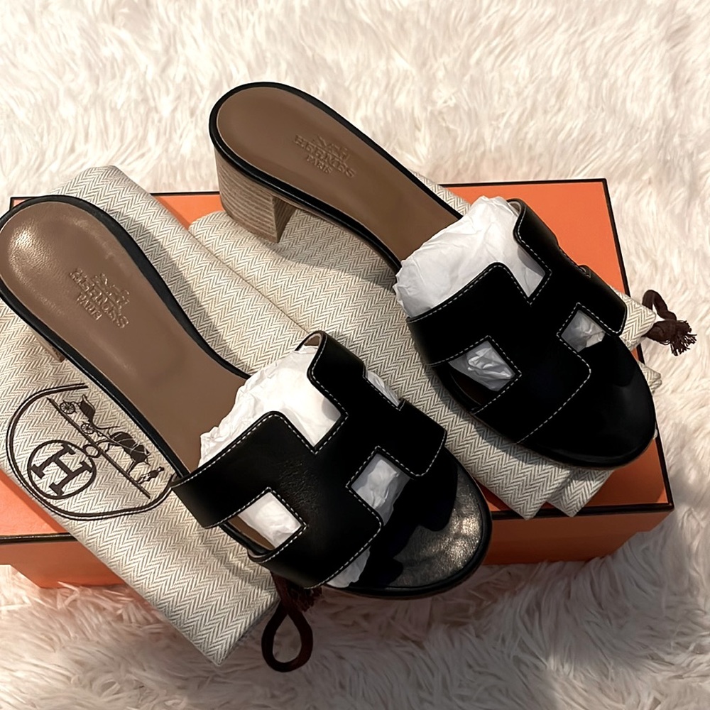 ❌SOLD ❌Hermes Oasis Sandal